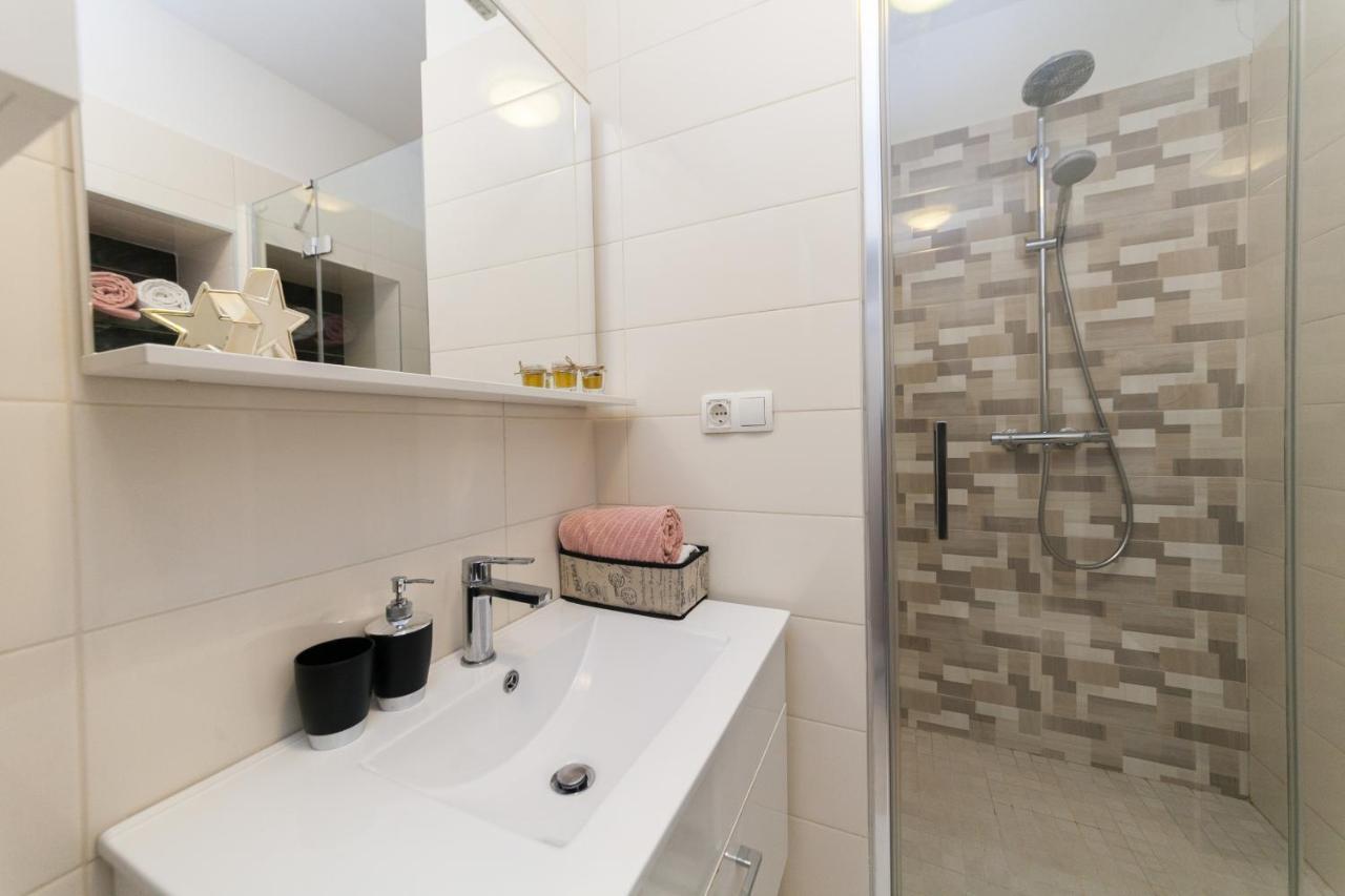 Imperium Central Apartments Задар Екстериор снимка